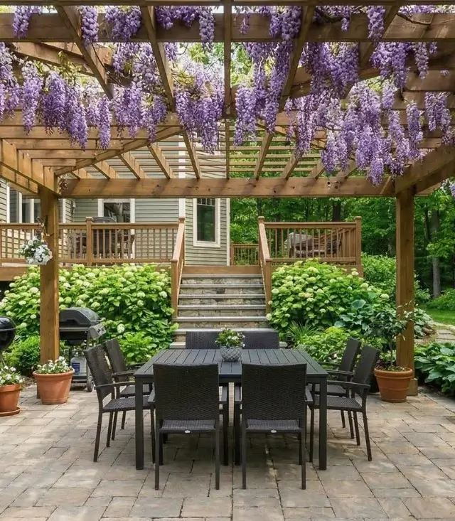 What To Expect From Our Custom Pergolas And Pavilion Products