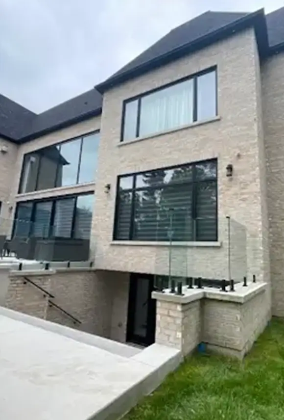 Why Choose Rollerup For Security Glazing